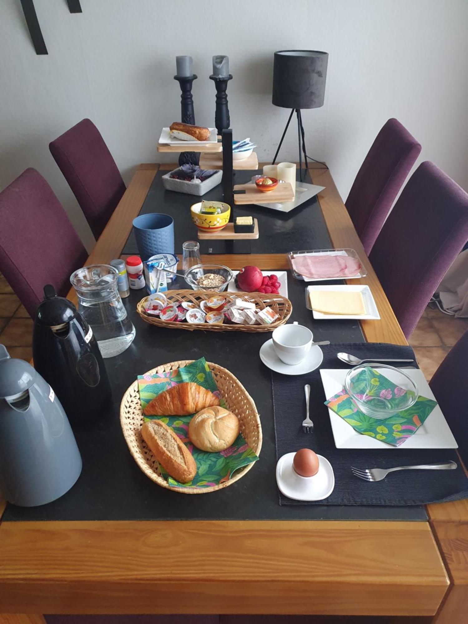 Bnbmarlies Oirsbeek Bagian luar foto